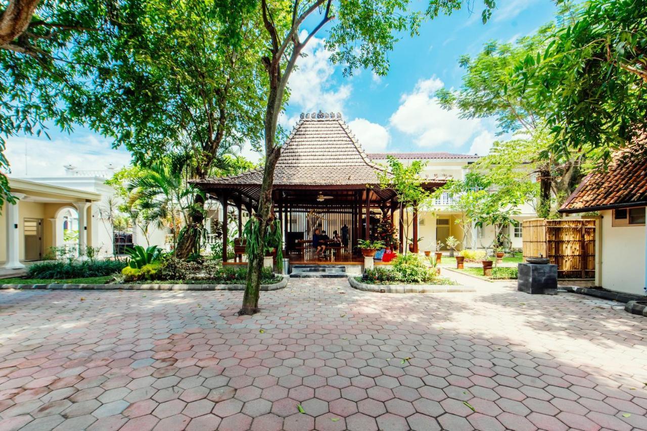 Tirtodipuran Hotel By Natts Hospitality Indonesia Yogyakarta Exterior foto