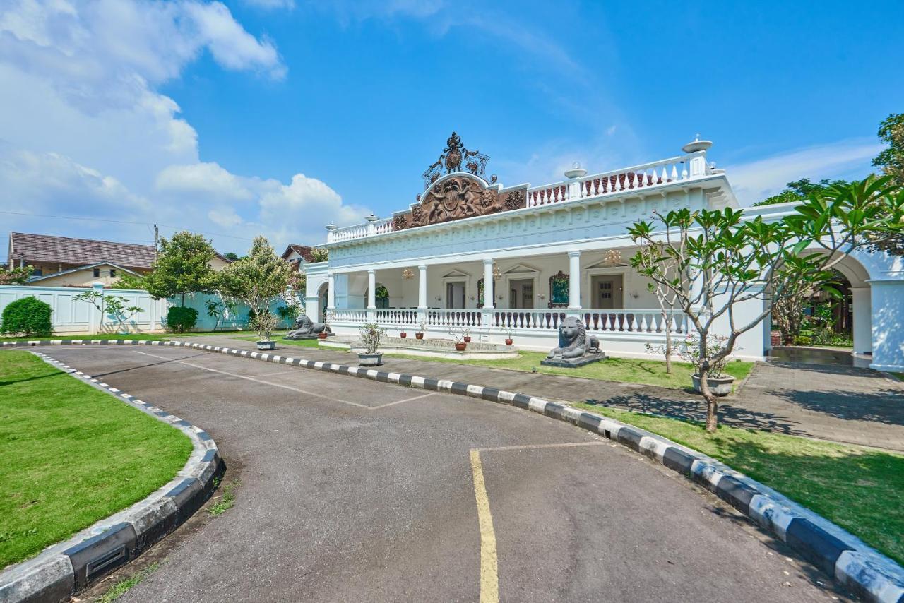 Tirtodipuran Hotel By Natts Hospitality Indonesia Yogyakarta Exterior foto