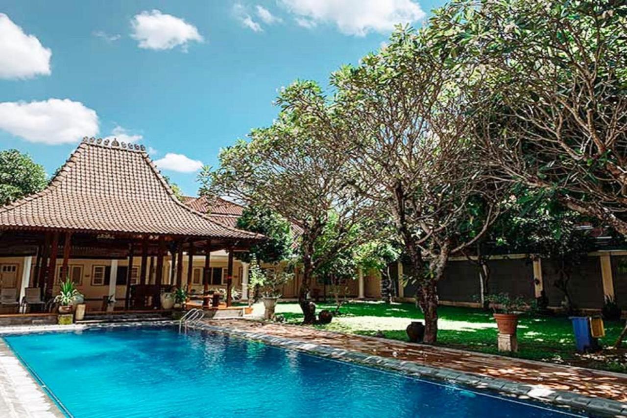 Tirtodipuran Hotel By Natts Hospitality Indonesia Yogyakarta Exterior foto