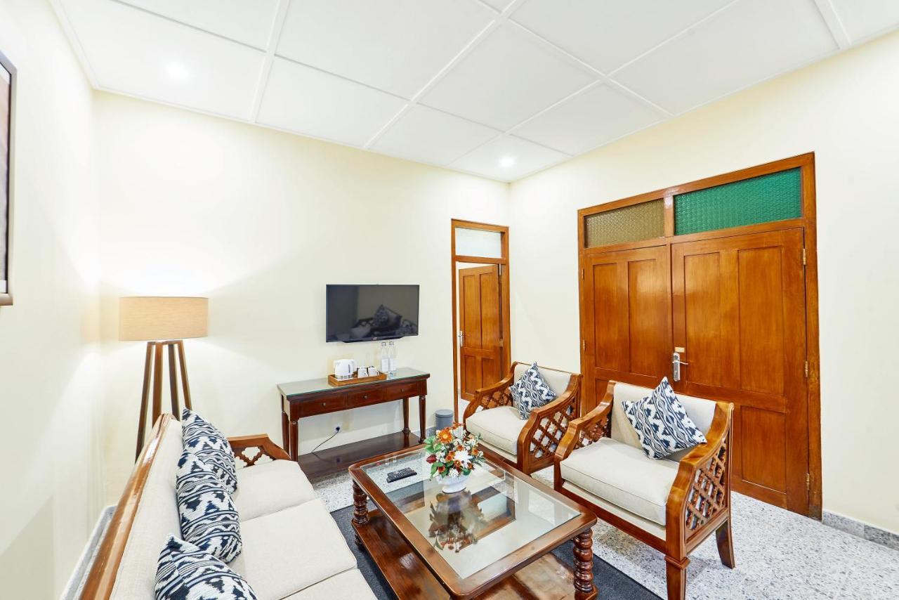 Tirtodipuran Hotel By Natts Hospitality Indonesia Yogyakarta Exterior foto